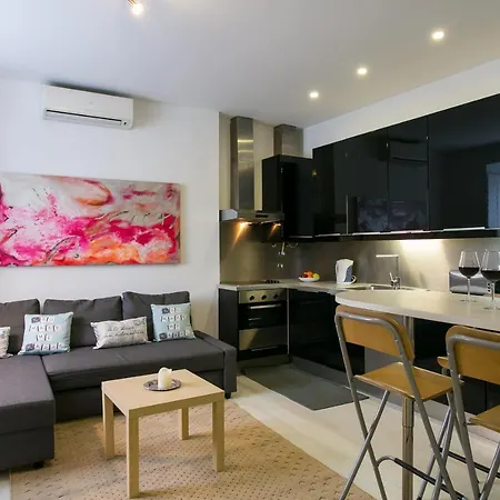 Daire Dalma Flats - Garden *