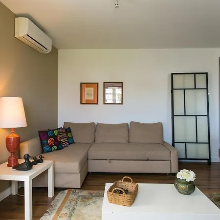 Dalma Flats - Garden